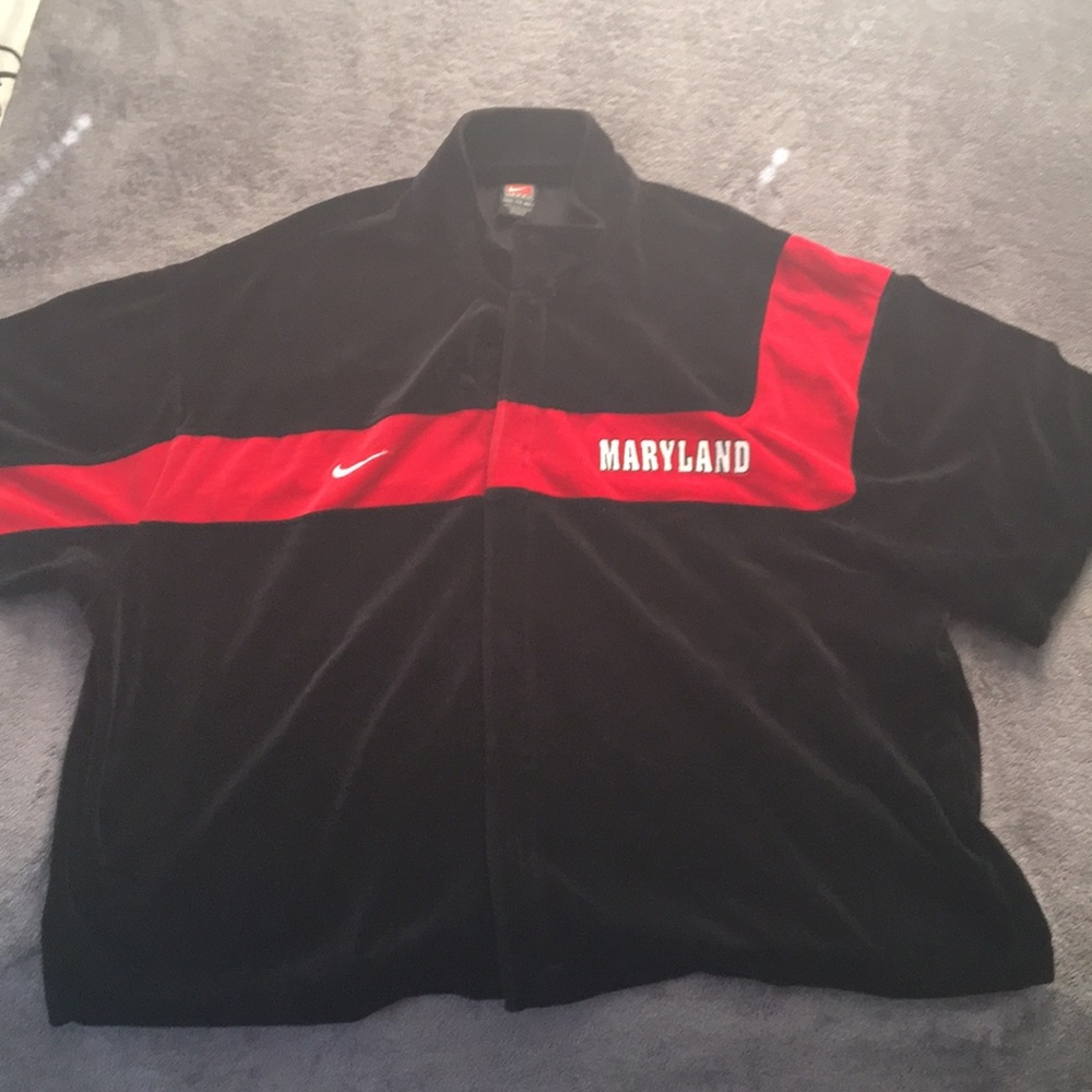 Velour UMD basketball warm up shirt